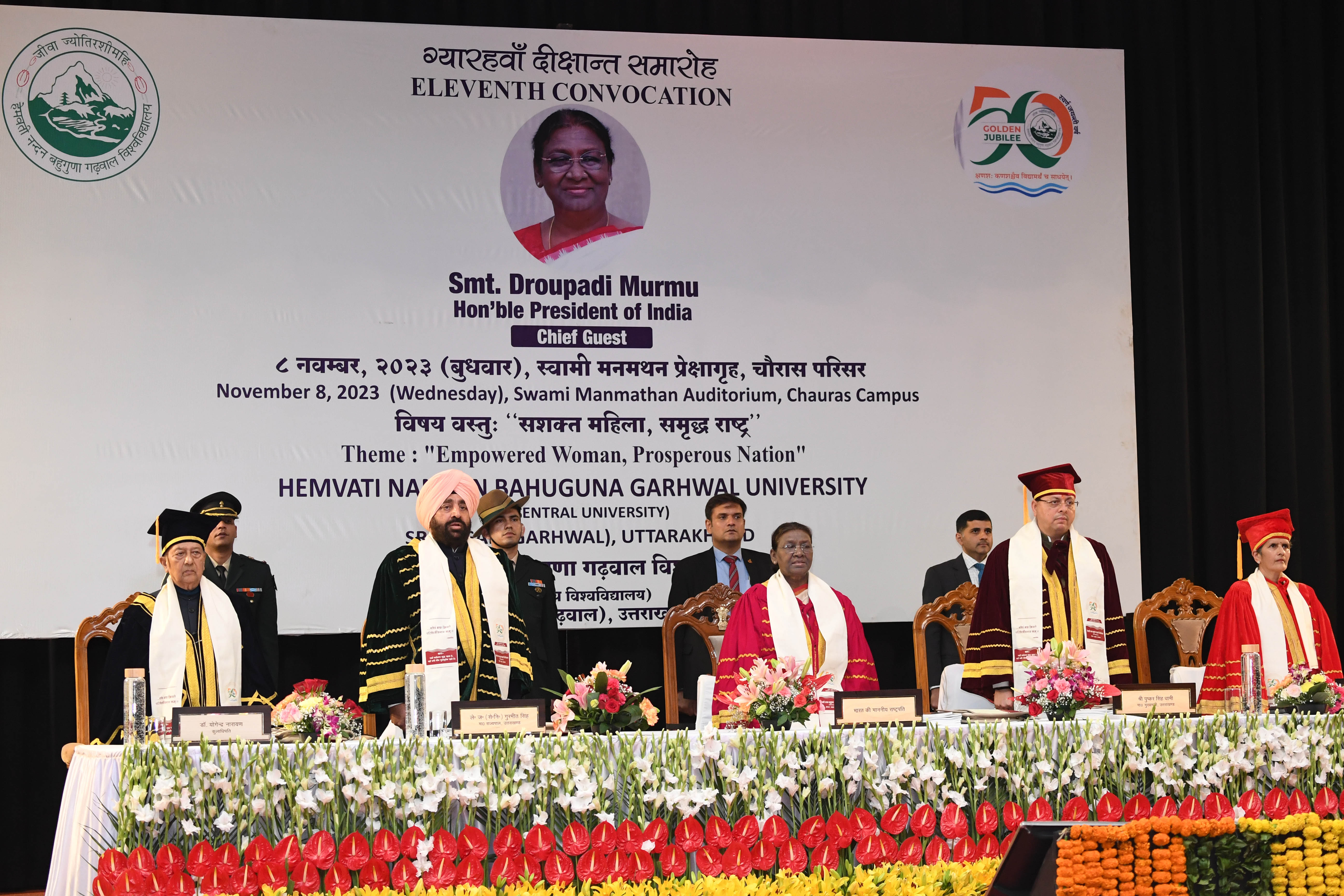 President gracing the 11th convocation of Hemvati Nandan Bahuguna Garhwal University at Srinagar, Garhwal on November 8, 2023.