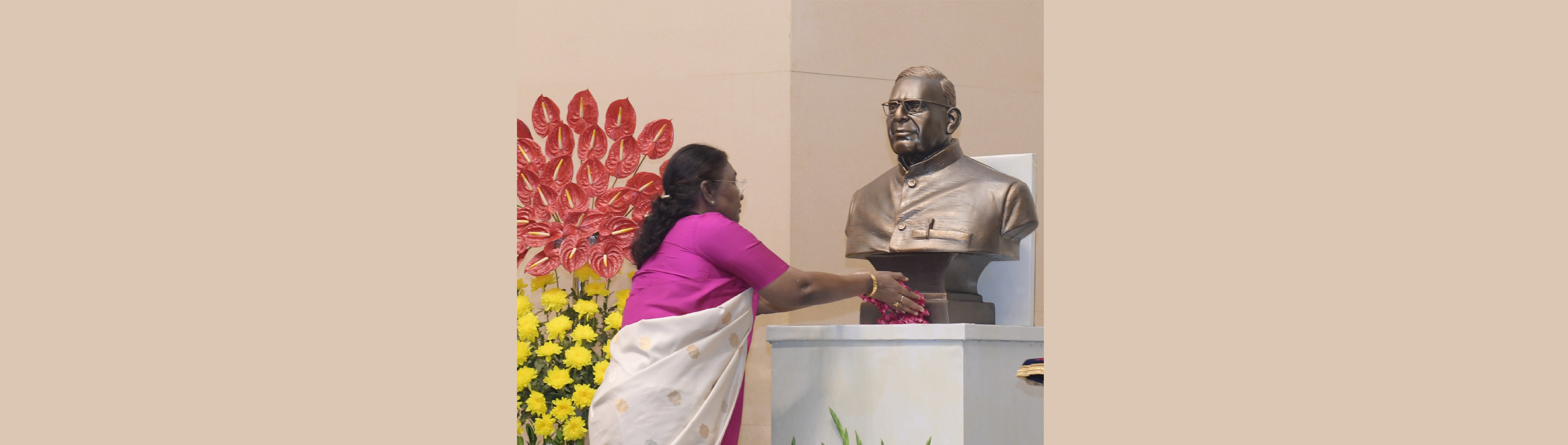 The President of India, Smt. Droupadi Murmu Inaugurated the 125th Birth Anniversary Celebration of Utkal Keshari Dr Harekrushna Mahtab in New Delhi on November 21, 2024.