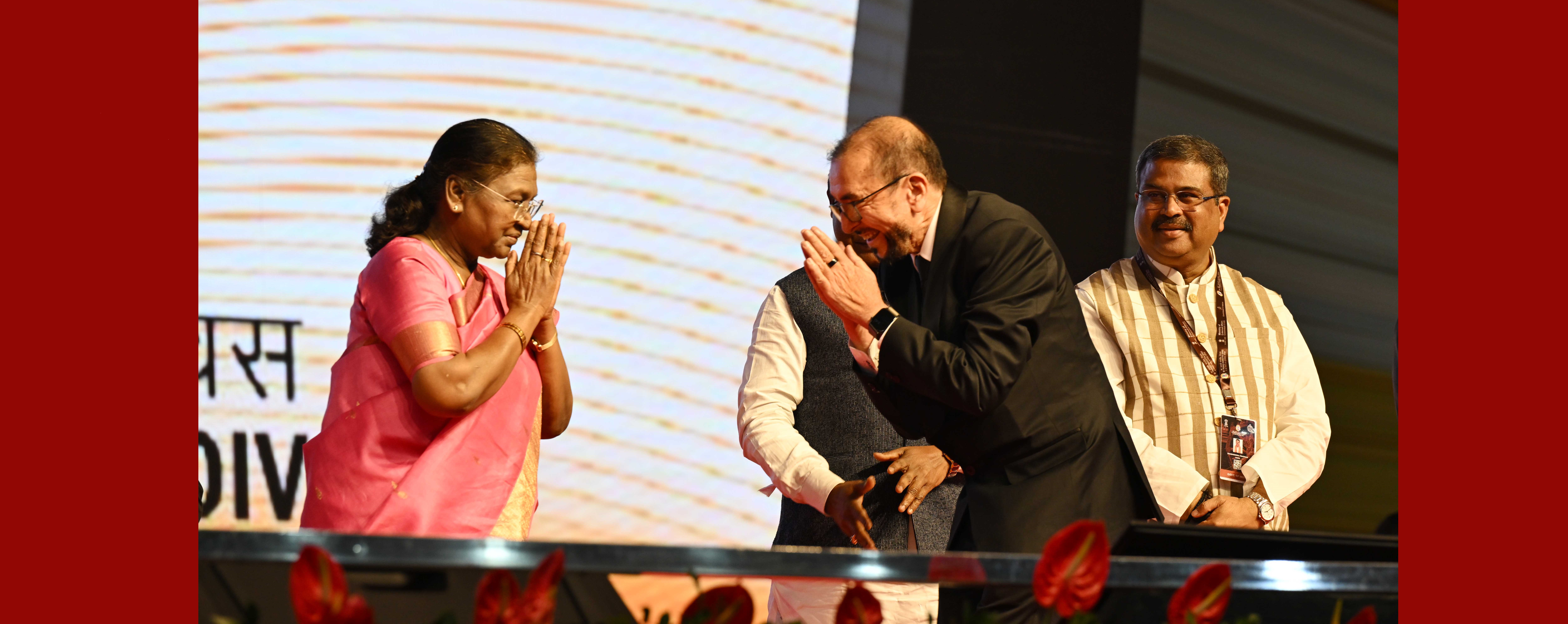 The President of India, Smt Droupadi Murmu graced and addressed the valedictory session of the 18th Pravasi Bharatiya Divas Convention and presented Pravasi Bharatiya Samman Awards on January 10, 2025 at Bhubaneswar, Odisha. 