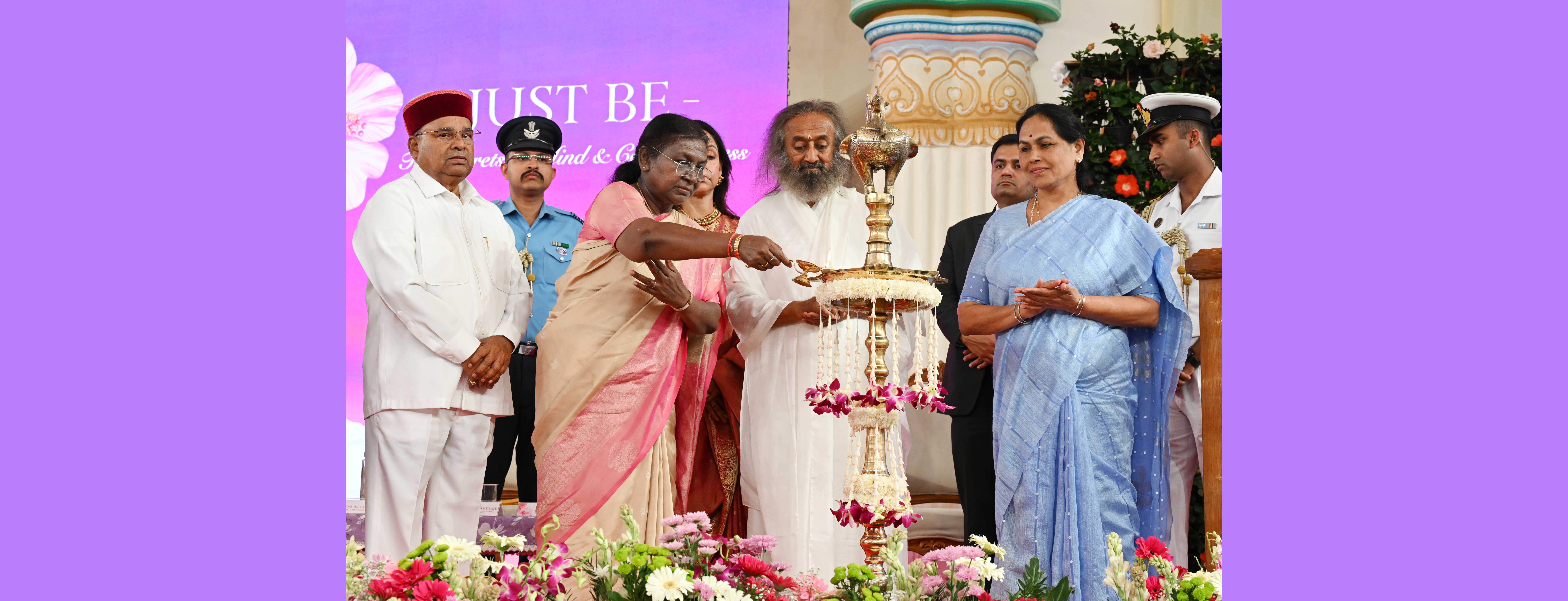 The President of India, Smt Droupadi Murmu graced the inaugural session of the International Women’s Conference of the Art of Living at Bengaluru on February 14, 2025.