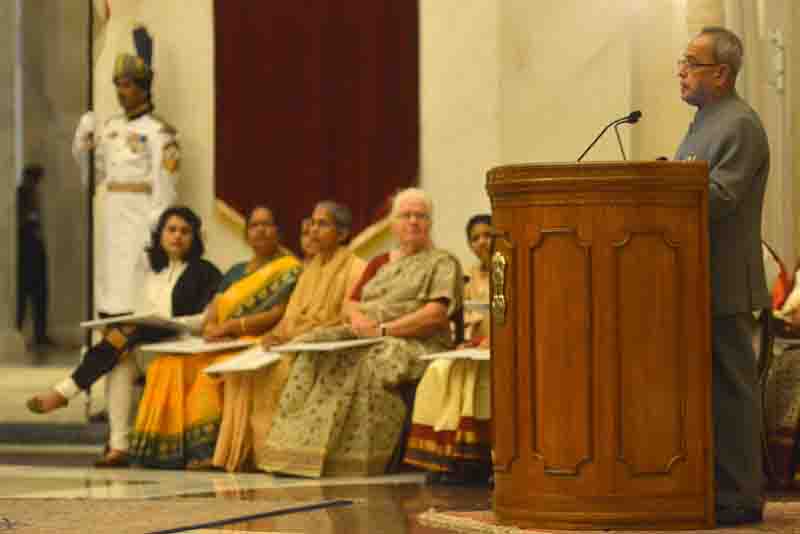 Speech by the President of India, Shri Pranab Mukherjee at the Presentation of the Stree Shakti Puraskars and Nari Shakti Puruskars for the Year 2014 the Occasion of International Women’s Day