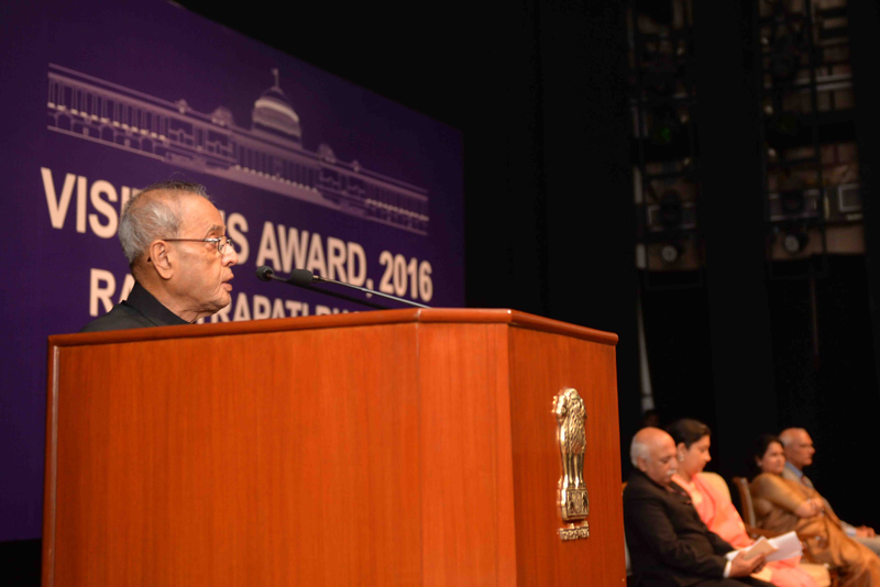 Speech by the President of India, Shri Pranab Mukherjee at the Presentation of Visitor’s Awards, 2016