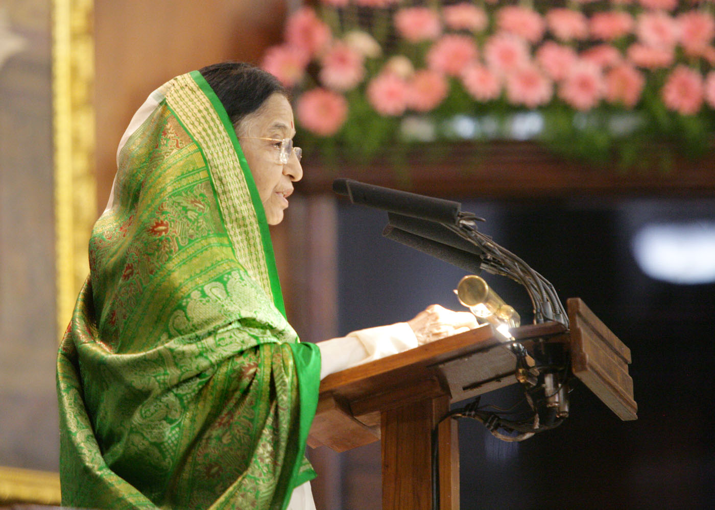 Speech of the Hon'ble President of India, Smt. Pratibha Devisingh Patil, at the Function for the Presentation of the Outstanding Parliamentarian Awards for 2003, 2004, 2005 & 2006