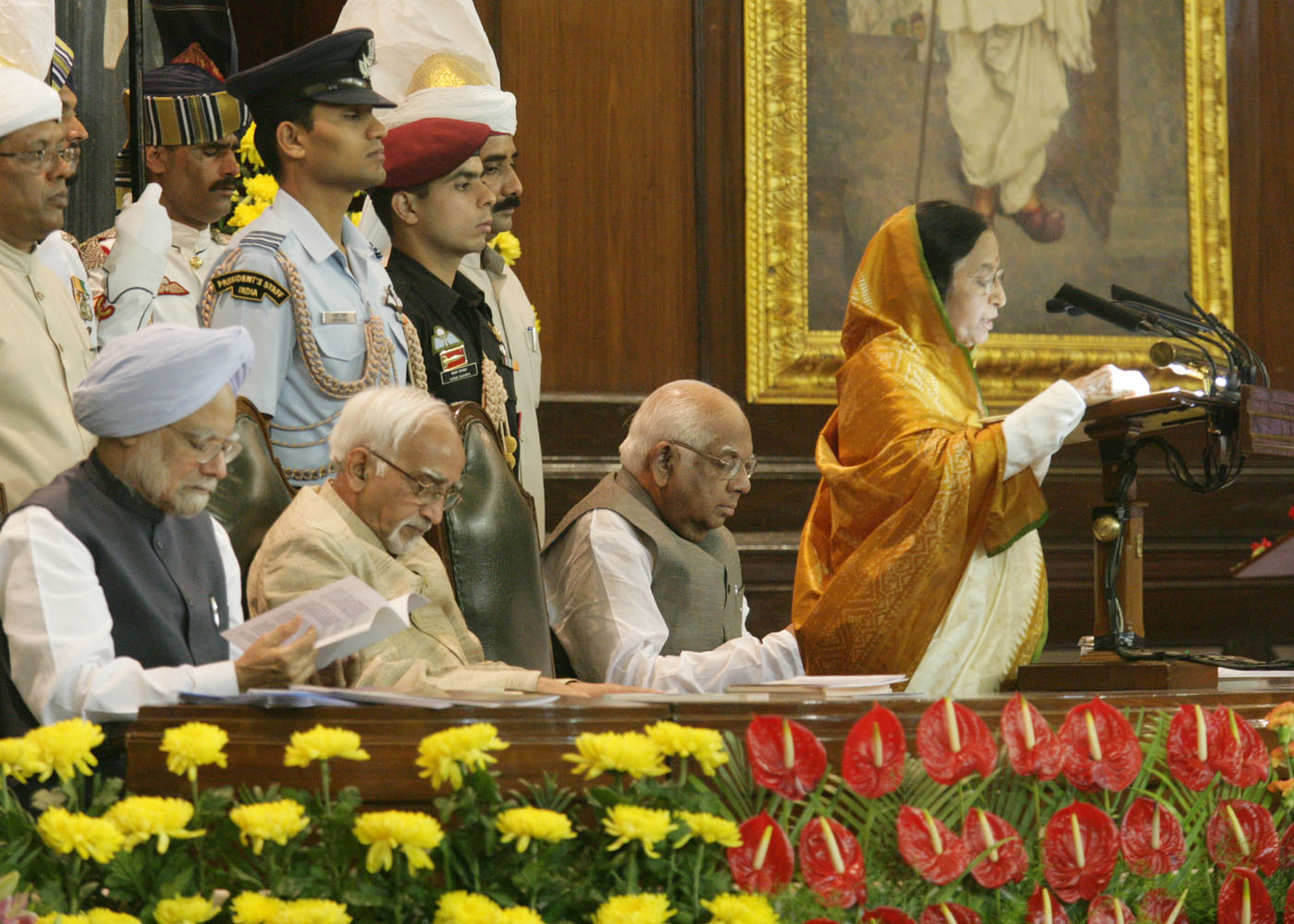 Address by the President of India Smt. Pratibha Devisingh Patil to Commemorate the 60th Anniversary of India's Independence in the Central Hall of Parliament.