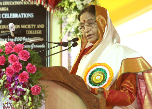 Speech by Her Excellency the President of India, Shrimati Pratibha Devisingh Patil, at the Golden Jubilee Function of the Hyderabad Karnataka Education Society