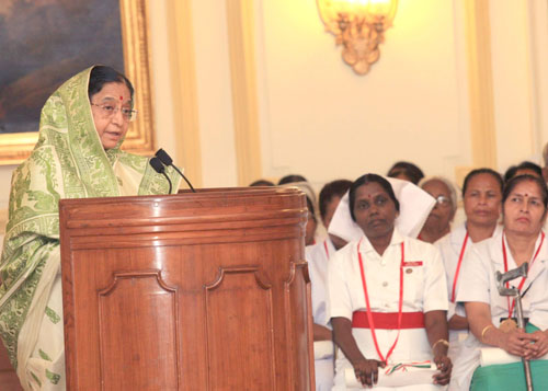 Speech by Her Excellency the President of India, Shrimati Pratibha Devisingh Patil, at the Presentation of National Florence Nightingale Awards for Nursing Personnel