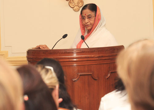 Speech by Hon'ble President of India, Shrimati Pratibha Devisingh Patil, at the Meeting With the Ladies' Circle International