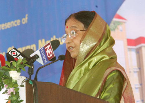 Speech by the President of India, Smt. Pratibha Devisingh Patil, at the Foundation Stone Laying Ceremony of the Tezpur Medical College