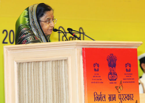 Speech By Her Excellency The President Of India, Shrimati Pratibha Devisingh Patil At The Presentation Of Nirmal Gram Puraskar To The Panchayati Raj Institutions