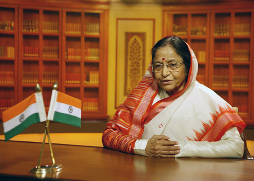 Speech by Her Excellency the President of India Shrimati Pratibha Devisingh Patil to the Nation on the Eve of Republic Day