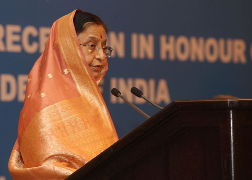 Speech by Her Excellency the President of India, Shrimati Pratibha Devisingh Patil to the Indian Community