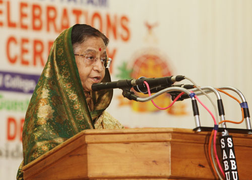 Speech By Her Excellency The President Of India, Shrimati Pratibha Devisingh Patil At The Centenary Celebrations Of The Archdiocese Of Kottayam