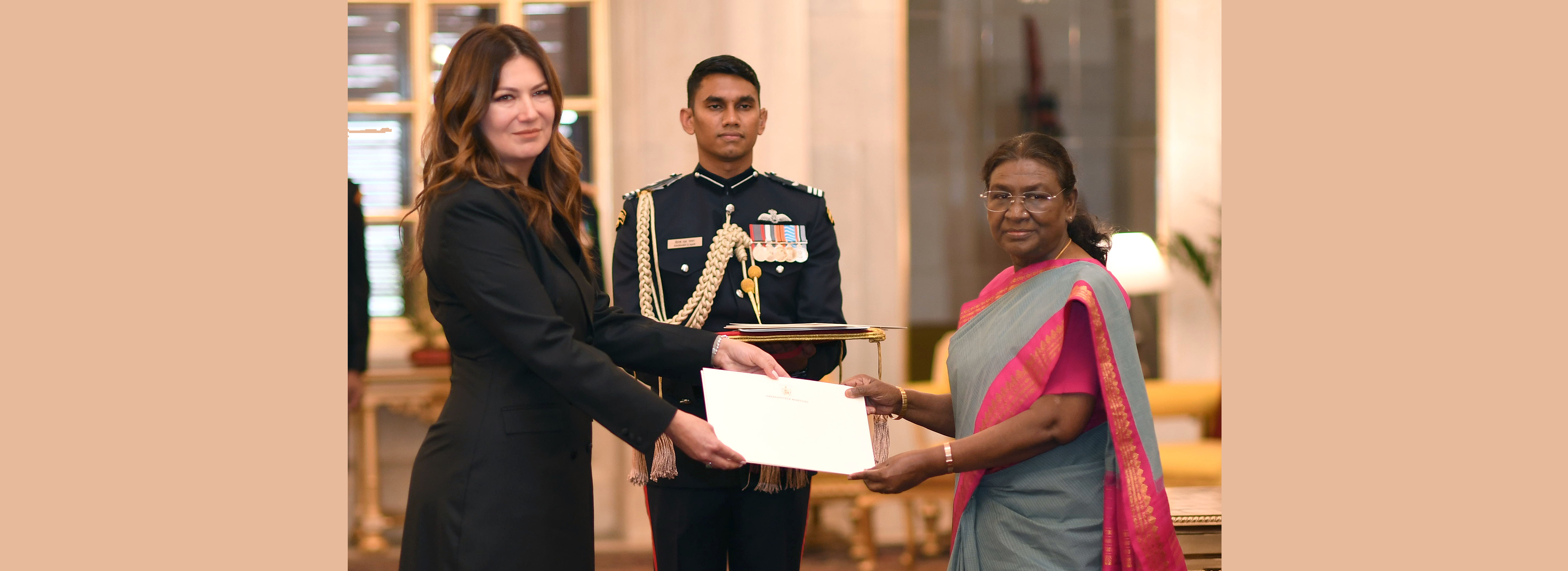 H.E. Ms Sena Latif, Ambassador of Romania presenting credentials to the President of India, Smt Droupadi Murmu at a ceremony held at Rashtrapati Bhavan on November 25, 2024.