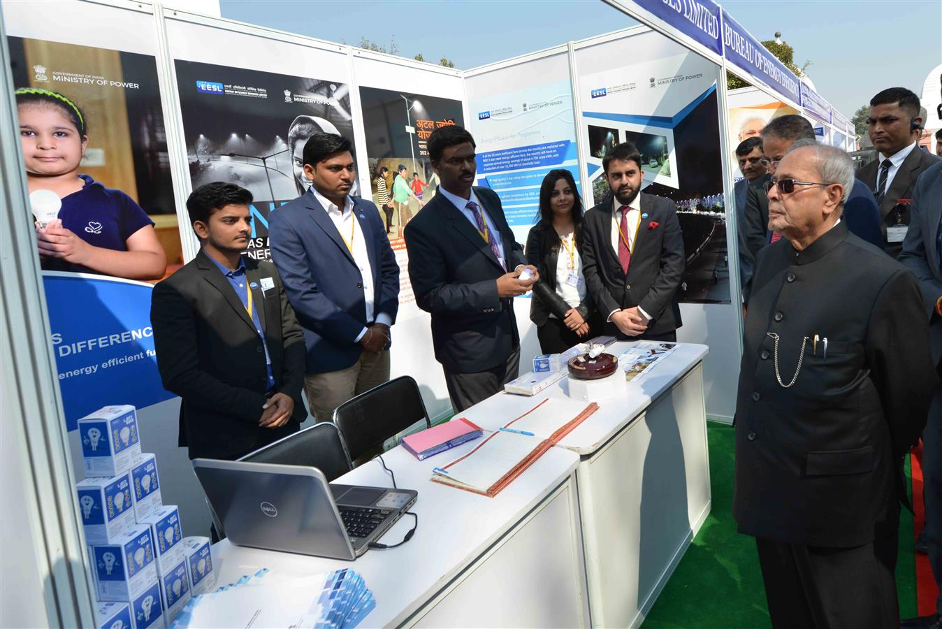 The President of India, Shri Pranab Mukherjee visiting the Exhibition on Green Energy at the inauguration of Solar Power Projects at Rashtrapati Bhavan Museum Complex on February 10, 2017.