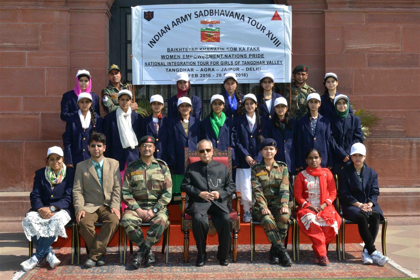 The President of India, Shri Pranab Mukherjee with Girl Students from Army Goodwill School, Hajinar, Brigade at Rashtrapati Bhavan on February 22, 2016. 