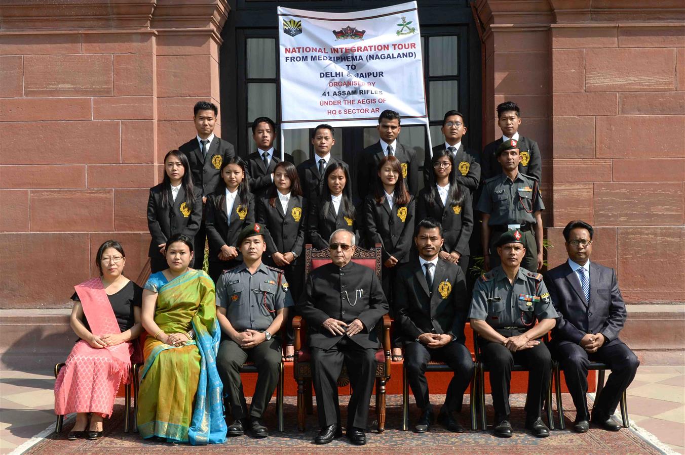 The President of India, Shri Pranab Mukherjee with youth and teachers from School of Agricultural Science and Rural Development Medziphema, District Dimapur from Nagaland attending the National Integration Tour organized by 41 Assam Rifles at Rashtrapati