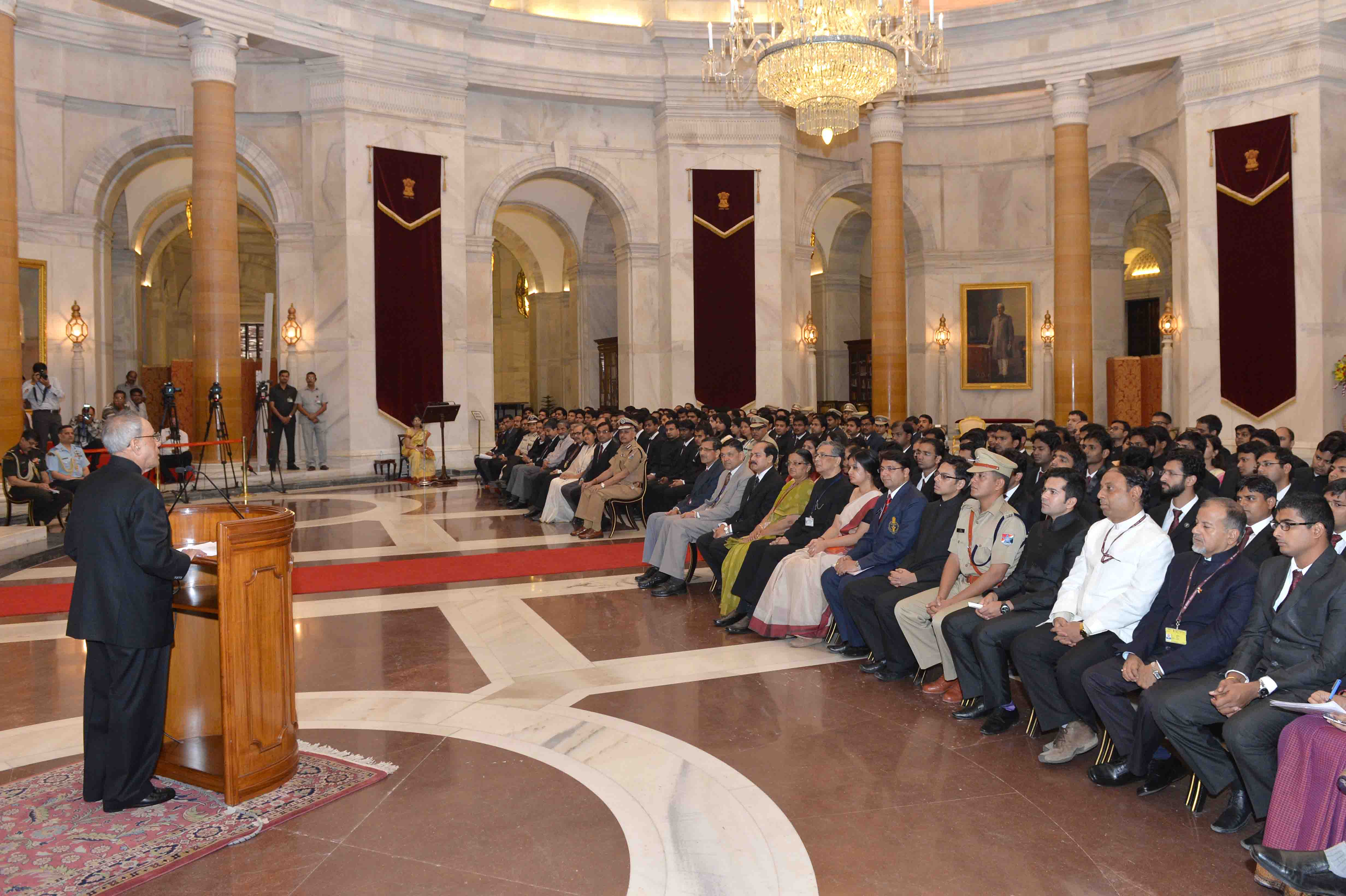 The President of India, Shri Pranab Mukherjee meeting with the Probationers of Indian Railways Traffic Service, Indian Railways Accounts Service, Indian Railways Personnel Service, Indian Railways Stores Service, Indian Railways Service of Engineers & Rai