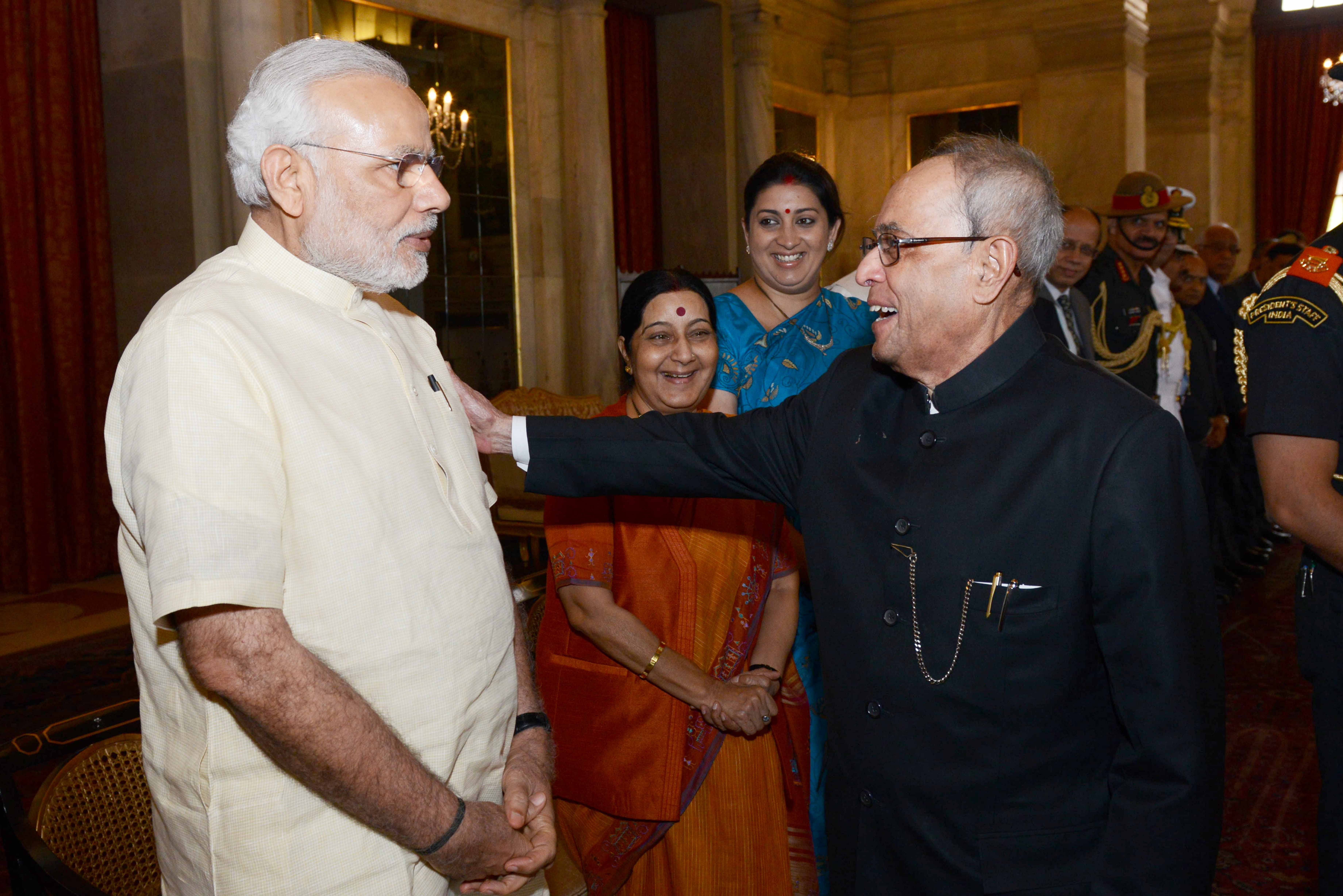 The Prime Minister of India, ShriNarendra Modi bidding farewell to the President of India, Shri Pranab Mukherjee at Rashtrapati Bhavan on May 7, 2015 on his Ceremonial Departure for the Visit to Russia.