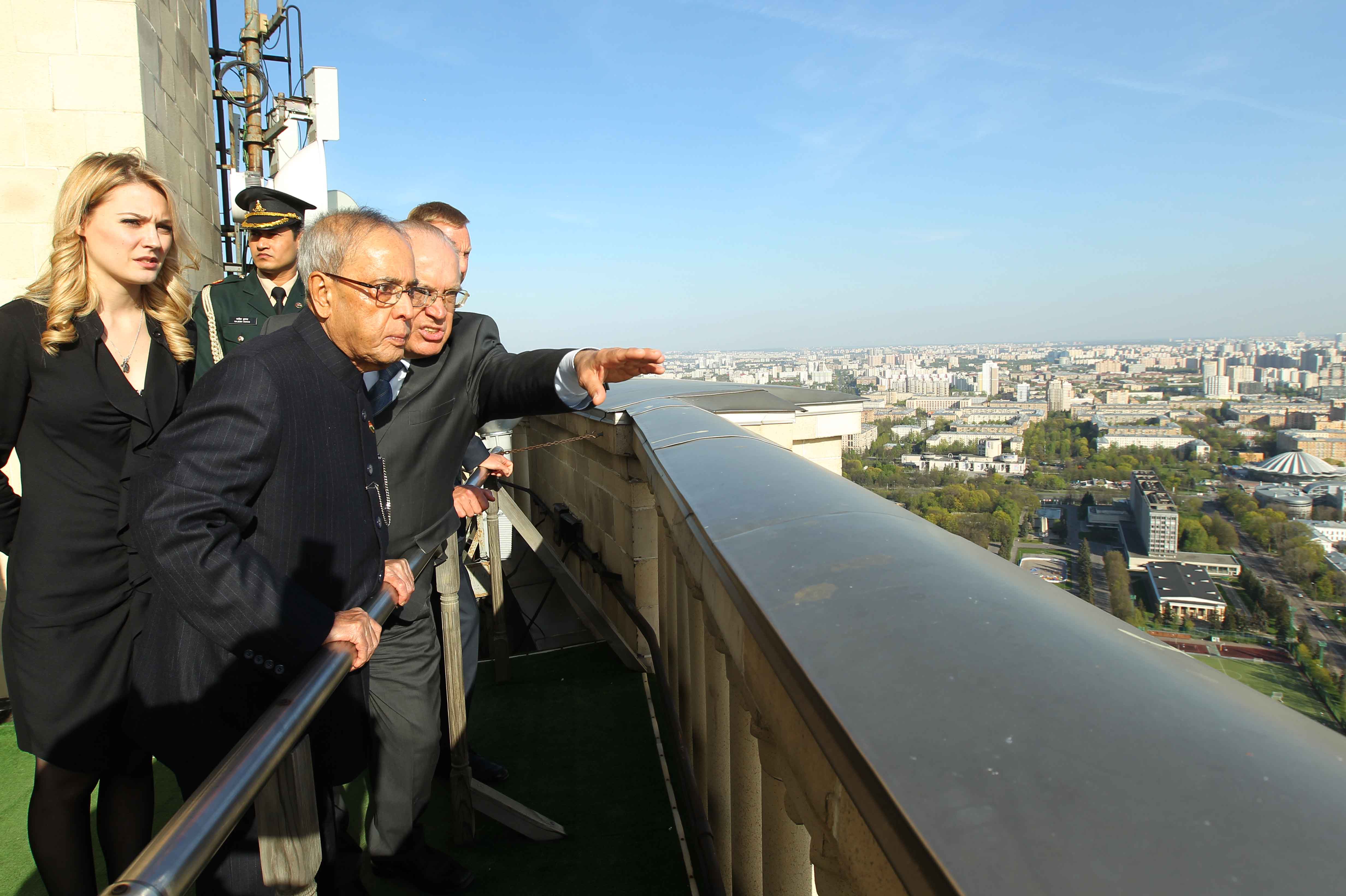 The President of India, Shri Pranab Mukherjee viewing City and Moscow State University Expansion Project from top floor of Moscow State University at Moscow in Russia on May 8, 2015.