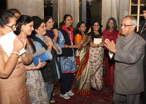 The President of India, Shri Pranab Mukherjee meeting with the Members of Indian Women's Press Corps on the occasion of International Women's Day at Rashtrapati Bhavan in New Delhi on March 8, 2013.