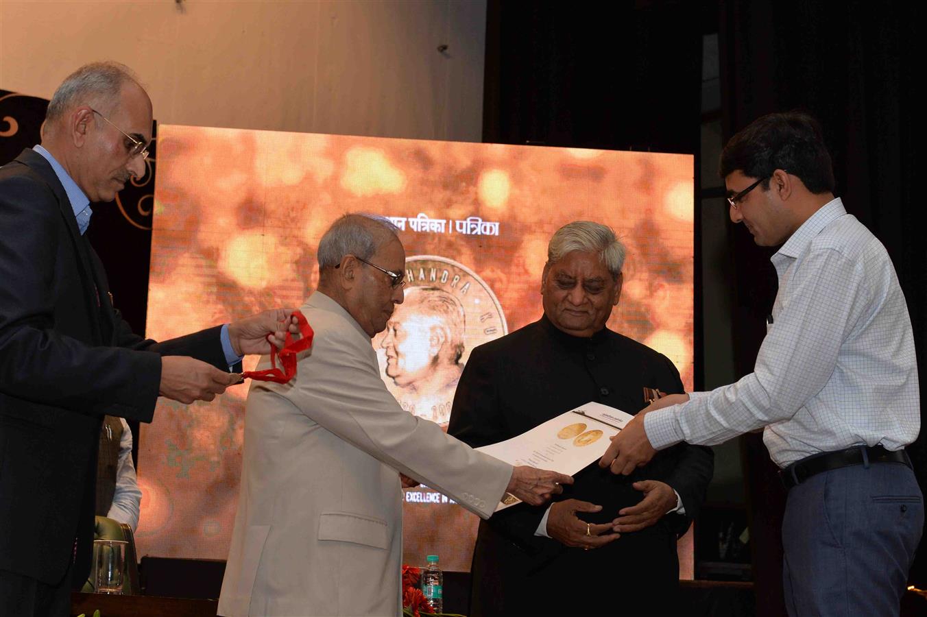 The President of India, Shri Pranab Mukherjee presenting the KCK International Award for Excellence in Print Journalism organised by Rajasthan Patrika in New Delhi on March 20. 2017.