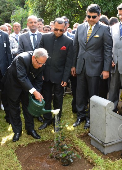 The President of India, Shri Pranab Mukherjee planting a Sapling at Sir Seewoosagur Ramgoolam Botanic Garden at Port Louis in Mauritius on March 12, 2013.