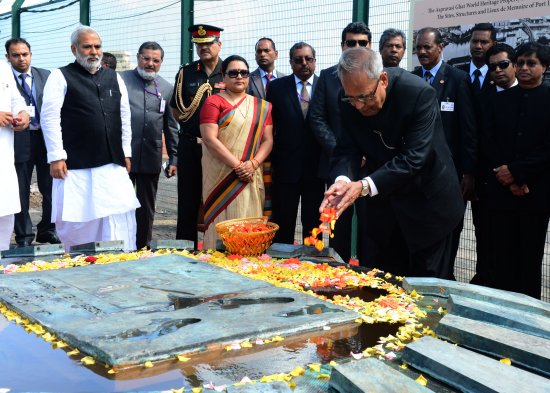 The President of India, Shri Pranab Mukherjee paying his floral tributes at the memorial site at the Apravasi Ghat in Port Louis, Mauritius on March 12, 2013.