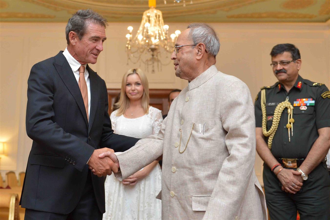 Mr. Pat Farmer, Australian Ultra-marathon long-distance runner and former member of the Australian Parliament called on The President of India, Shri Pranab Mukherjee at Rashtrapati Bhavan on March 31, 2016. 