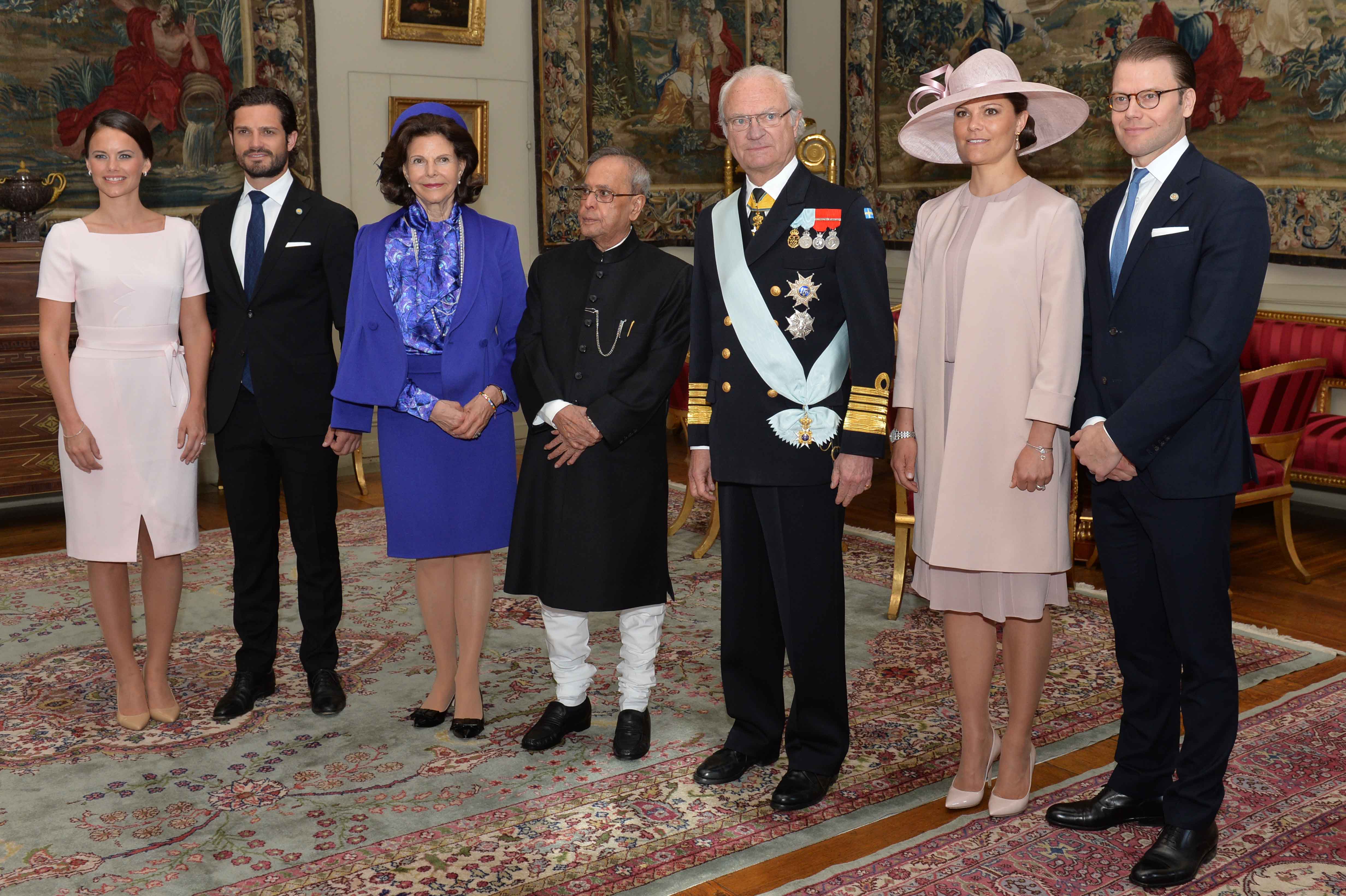 The President of India, Shri Pranab Mukherjee with H.M. King Carl XVI Gustf, Queen, Princess Victoria, His Royal Highness Prince Carl Philip and Ms. Sofia Hellqvist at the Royal Palace in Stockholm at Sweden on May 31, 2015.