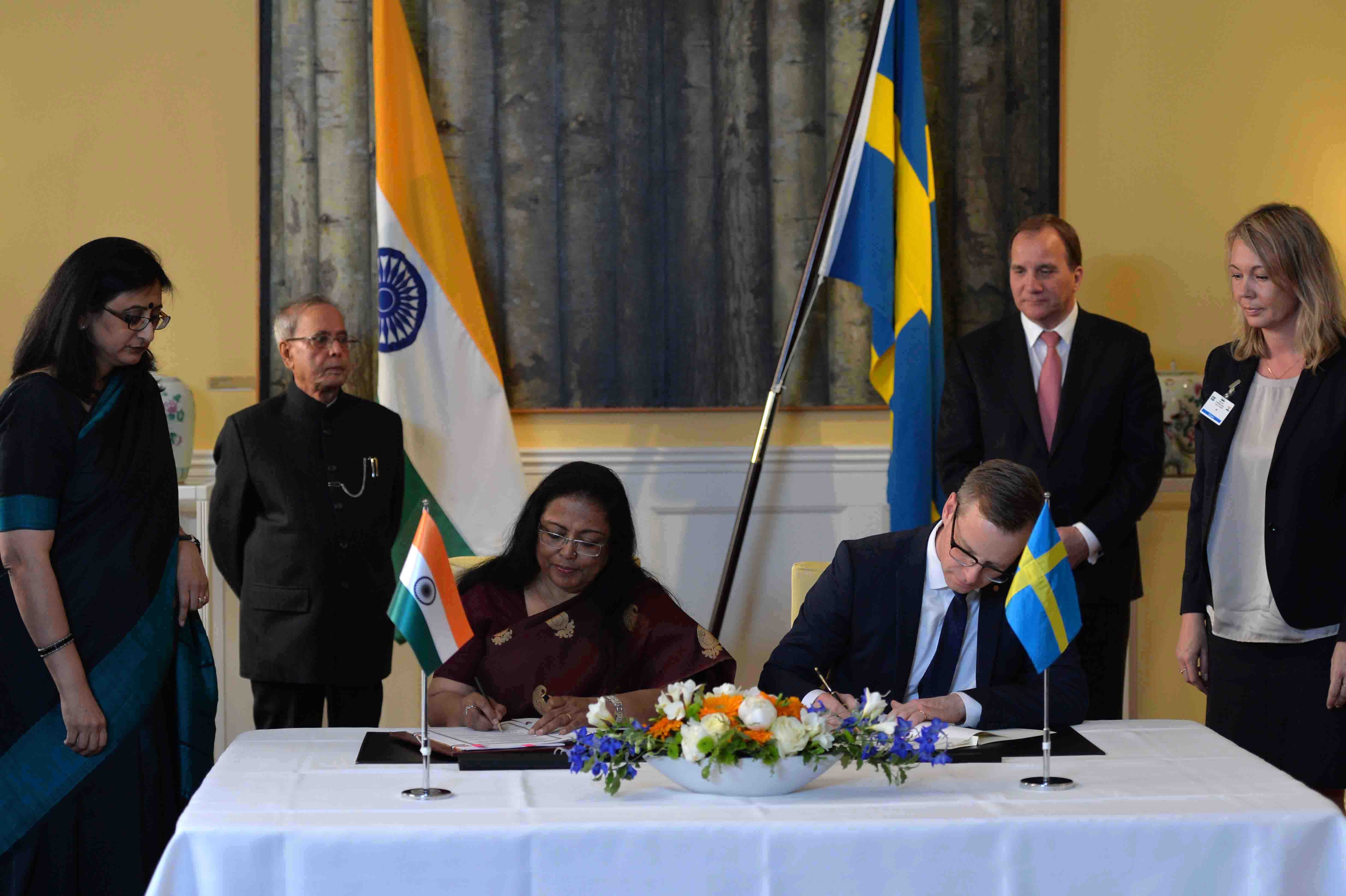 The President, Shri Pranab Mukherjee and the Prime Minister of Sweden, H.E. Mr. Stefan Lofven witnessing the signing of agreements at Stockholm in Sweden on June 1, 2015.