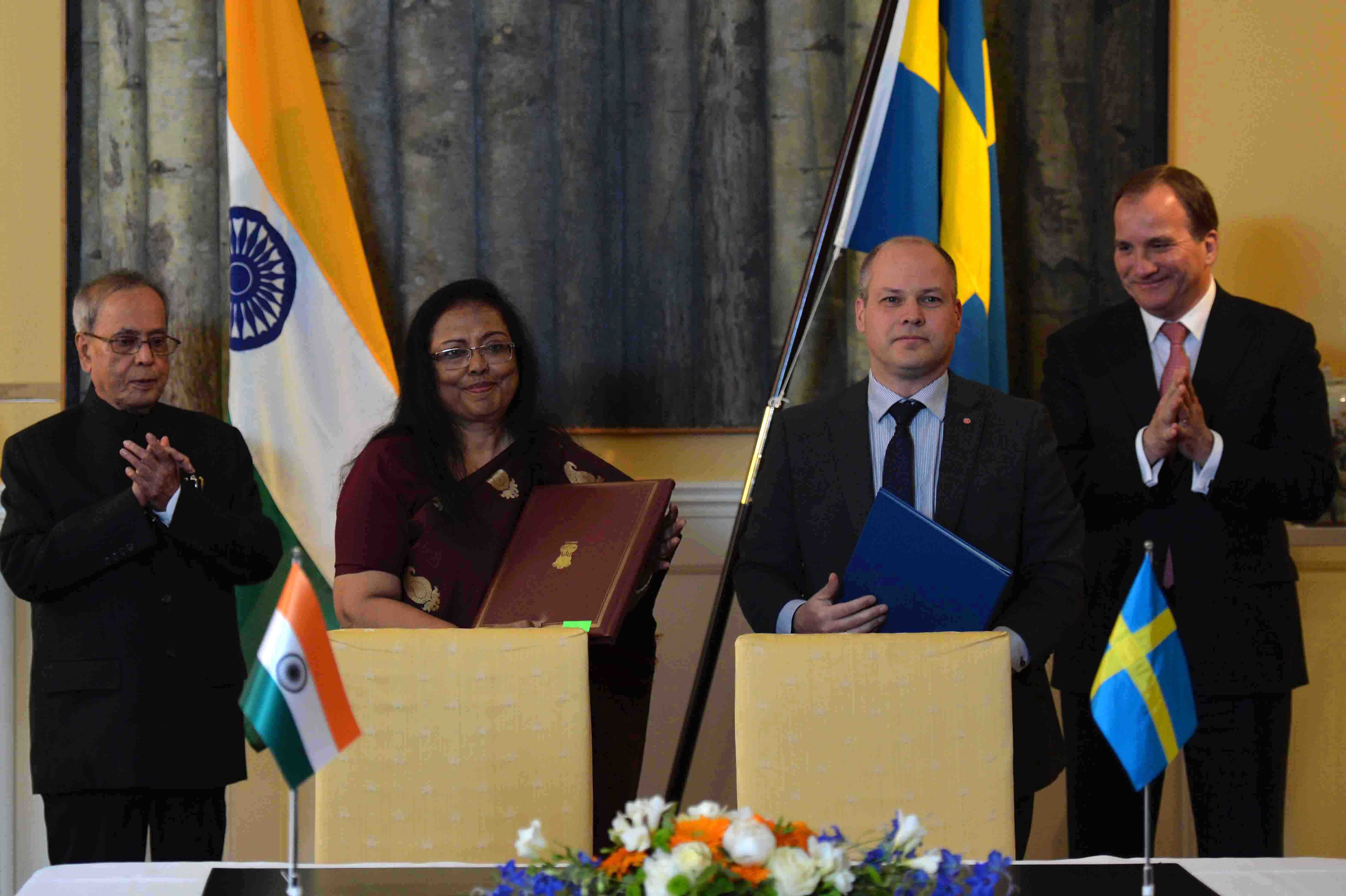 The President, Shri Pranab Mukherjee and the Prime Minister of Sweden, H.E. Mr. Stefan Lofven witnessing the signing of agreements at Stockholm in Sweden on June 1, 2015.