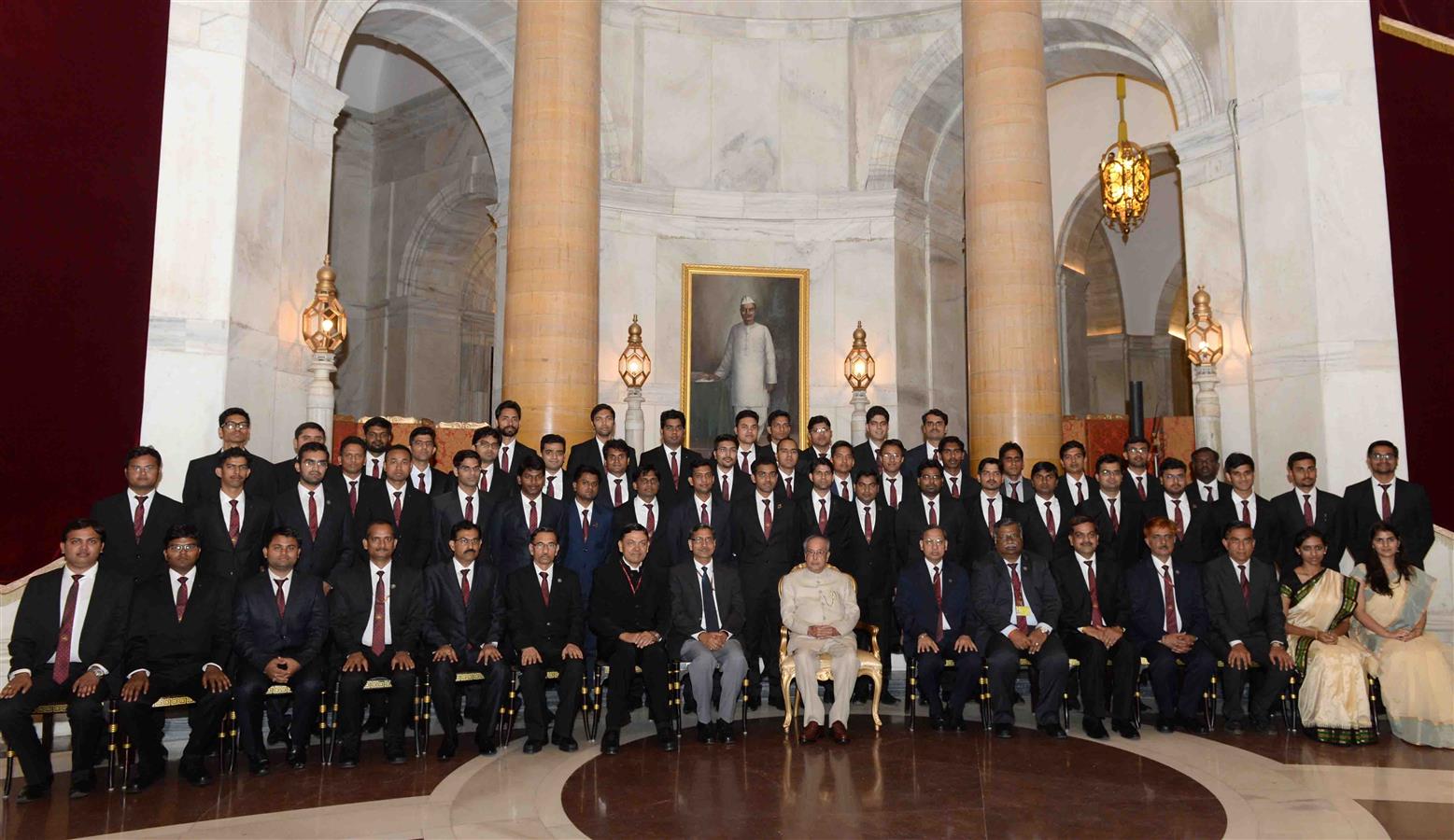 The President of India, Shri Pranab Mukherjee meeting the Probationary Officers of IRAS, IRPS, IRSS and IRSE of Indian Railway Services at Rashtrapati Bhavan on March 05, 2017.