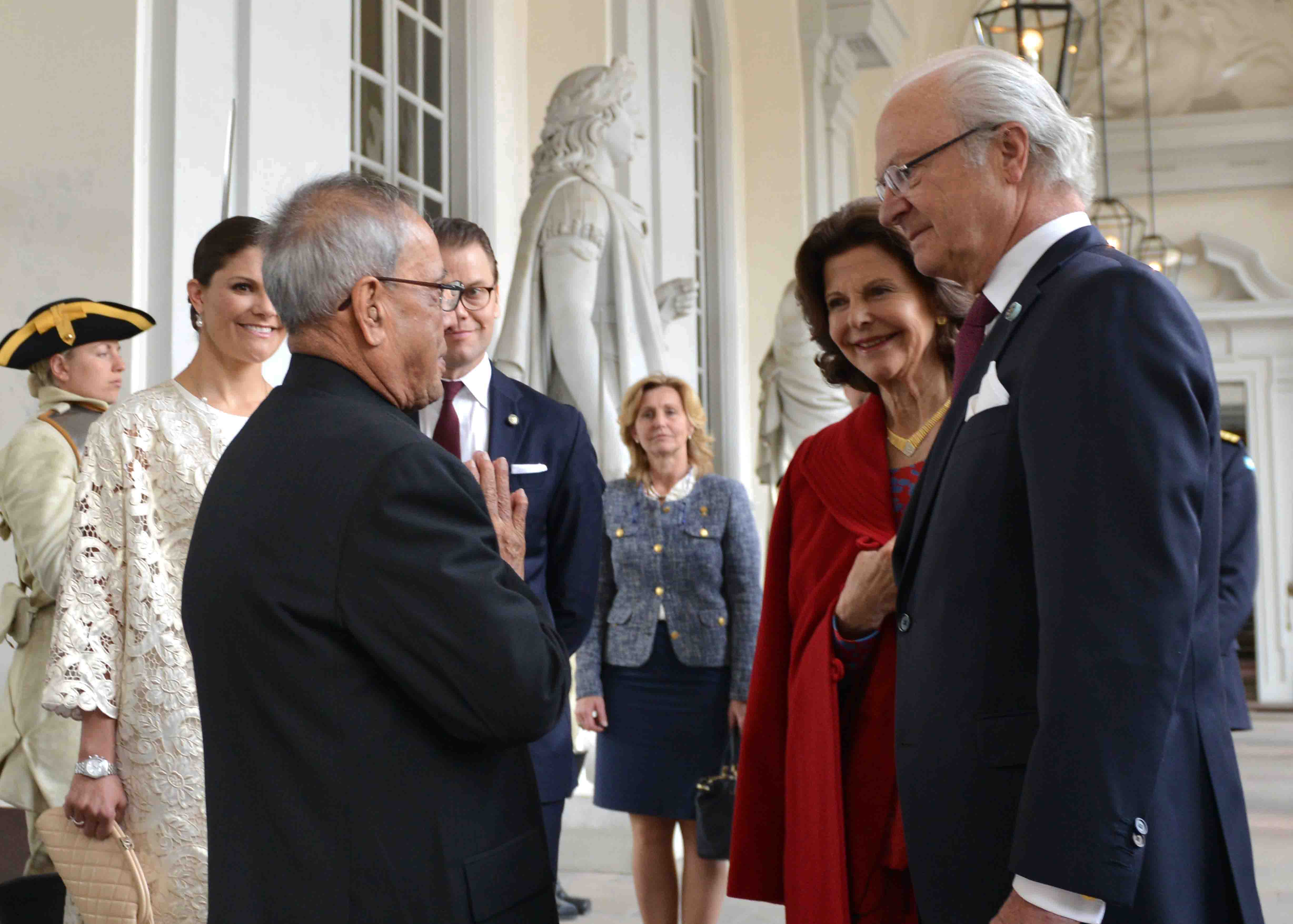 The President of India, Shri Pranab Mukherjee during the Farewell Ceremony by Their Majesties the King and Queen at Royal Palace at Stockholm in Sweden on June 2, 2015.