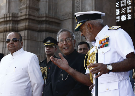 The President of India, Shri Pranab Mukherjee attending the concluding ceremony of accomplishment of ‘Sagar Parikrama-II’ – Solo Non Stop Unassisted Circumnavigation done by Lt. Cdr. Abhilash Tomy of Indian Navy April 6, 2013 at Mumbai in Maharashtra. Als