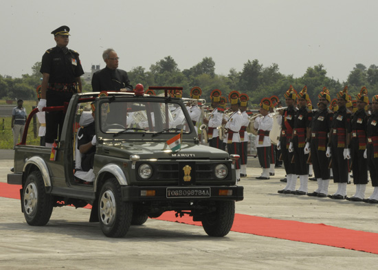 The President of India, Shri Pranab Mukherjee inspecting the Guard of Honour on his arrival at Bihar Airport on October 3, 2012.