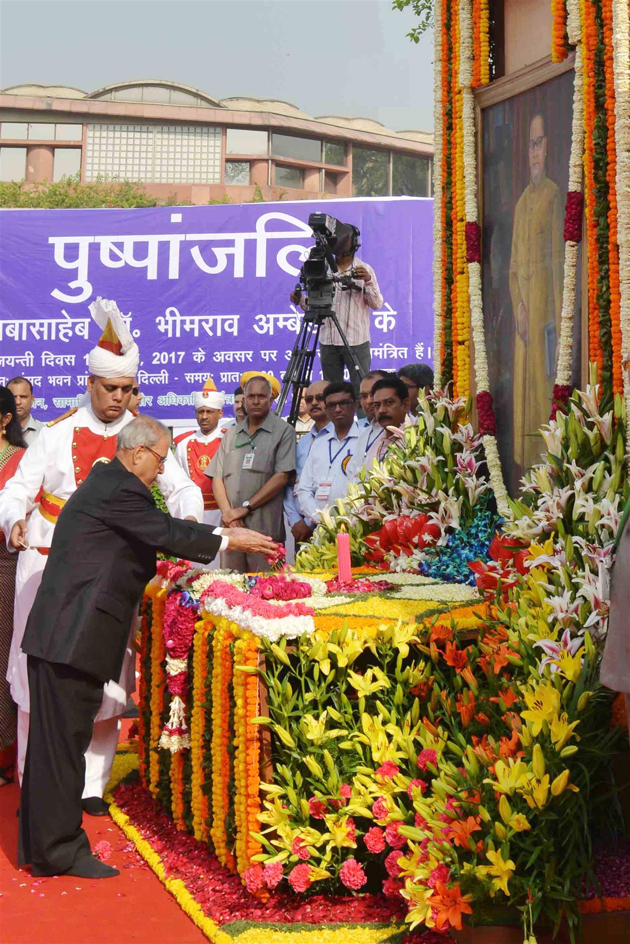 The President of India, Shri Pranab Mukherjee paying floral tributes at the statue of Babasaheb Dr. B.R. Ambedkar on the occasion of his Birthday at Parliament House Lawns in New Delhi on April 14, 2017.