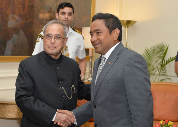 The President of the Republic of Maldives, His Excellency Mr. Abdulla Yameen Abdul Gayoom calling on the President of India, Shri Pranab Mukherjee at Rashtrapati Bhavan in New Delhi on May 27, 2014. 