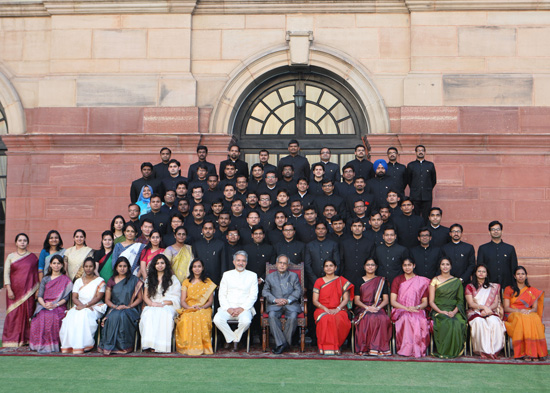 The President of India, Shri Pranab Mukherjee with the Officer Trainees of the 2012 Batch Indian Administrative Service (IAS) Probationers at Lal Bahadur Shastri National Academy of Administration, Mussoorie at Rashtrapati Bhavan in New Delhi on April 26