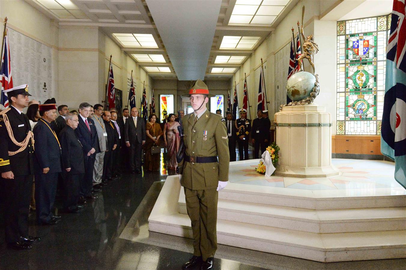 The President India, Shri Pranab Mukherjee paying homage at Auckland war Memorial at Auckland in New Zealand on May 01, 2016. 