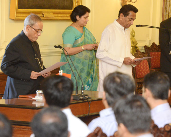 The President of India, Shri Pranab Mukherjee, Swearing-in Shri Kamal Nath Speaker as Pro-tem of Lok Sabha at Rashtrapati Bhavan in New Delhi on June 04, 2014. 