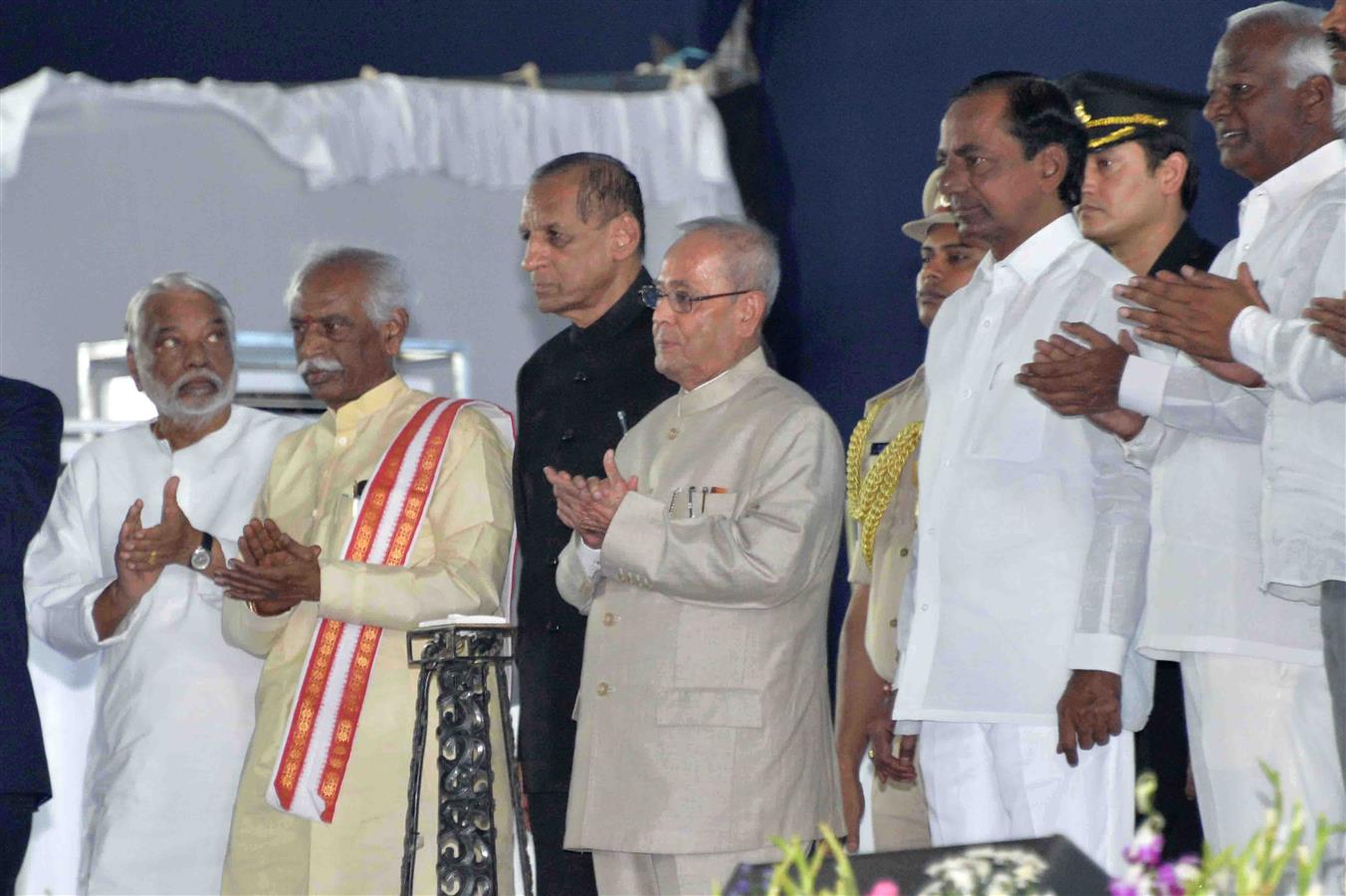 The President of India, Shri Pranab Mukherjee inaugurating the Centenary Celebrations of Osmania University at Hyderabad in Telangana on April 26, 2017.