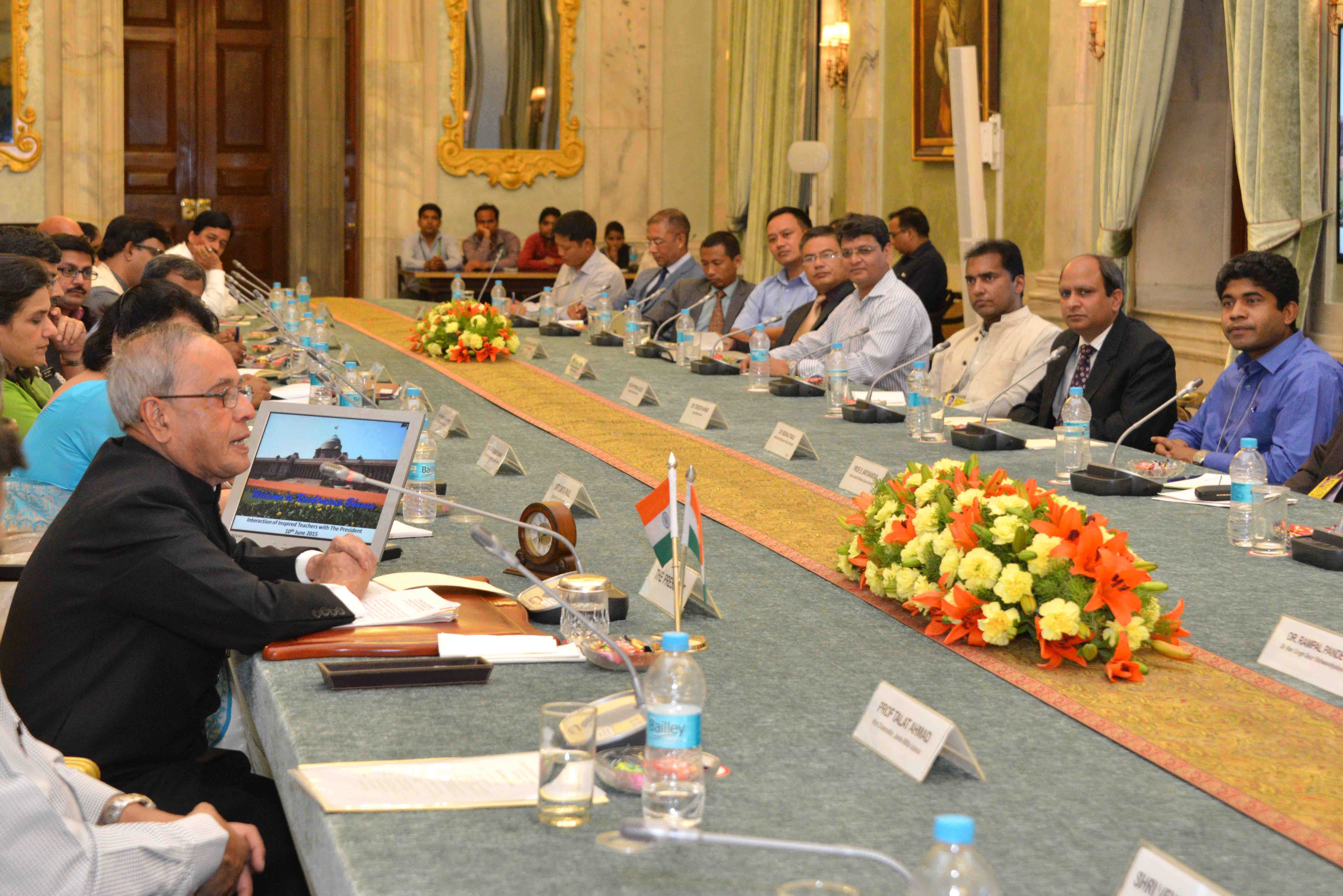 The President of India, Shri Pranab Mukherjee during the meeting with In-Residence Inspired Teachers from Central Universities at Rashtrapati Bhavan on June 10, 2015.