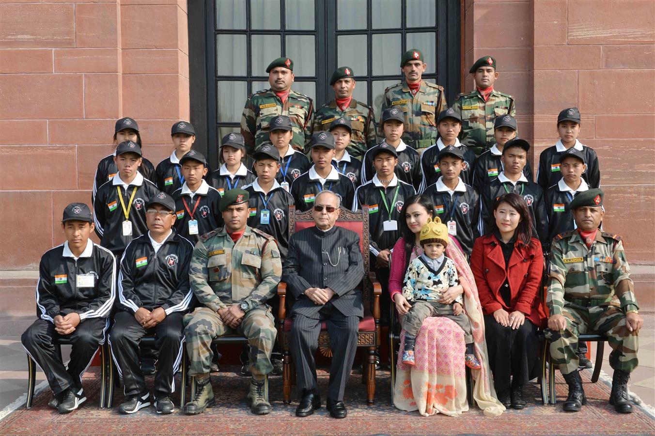 The President of India, Shri Pranab Mukherjee with Students and Children's from Nonei in Manipur attending National Integration Tour organised by 8 Assam Rifles at Rashtrapati Bhavan on Janauary 14, 2017.