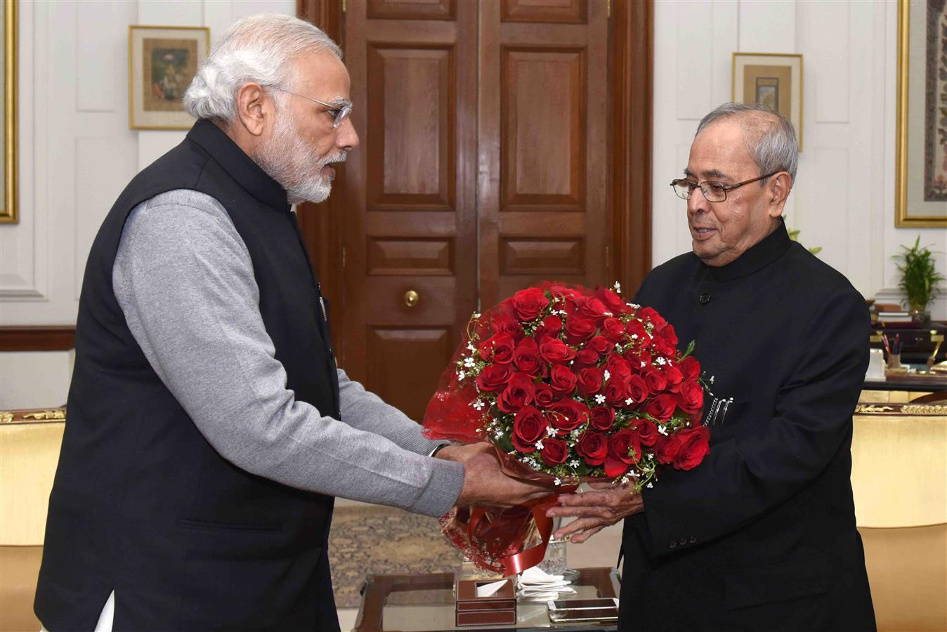 The Prime Minister of India, Shri Narendra Modi calling on the President of India, Shri Pranab Mukherjee at Rashtrapati Bhavan on January 1, 2017 on the occasion of New Year's day.