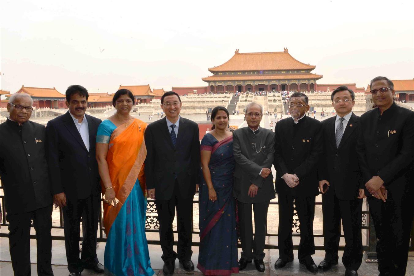 The President of India, Shri Pranab Mukherjee visiting the Forbidden City in Beijing, People’s Republic of China on May 27, 2016. 