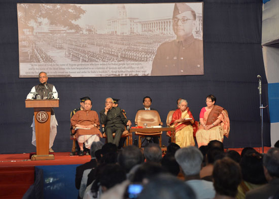 The President of India, Shri Pranab Mukherjee, during Birthday Celebration of Netaji Subhash Chandra Bose at Netaji Bhavan in Kolkata on January 20, 2013