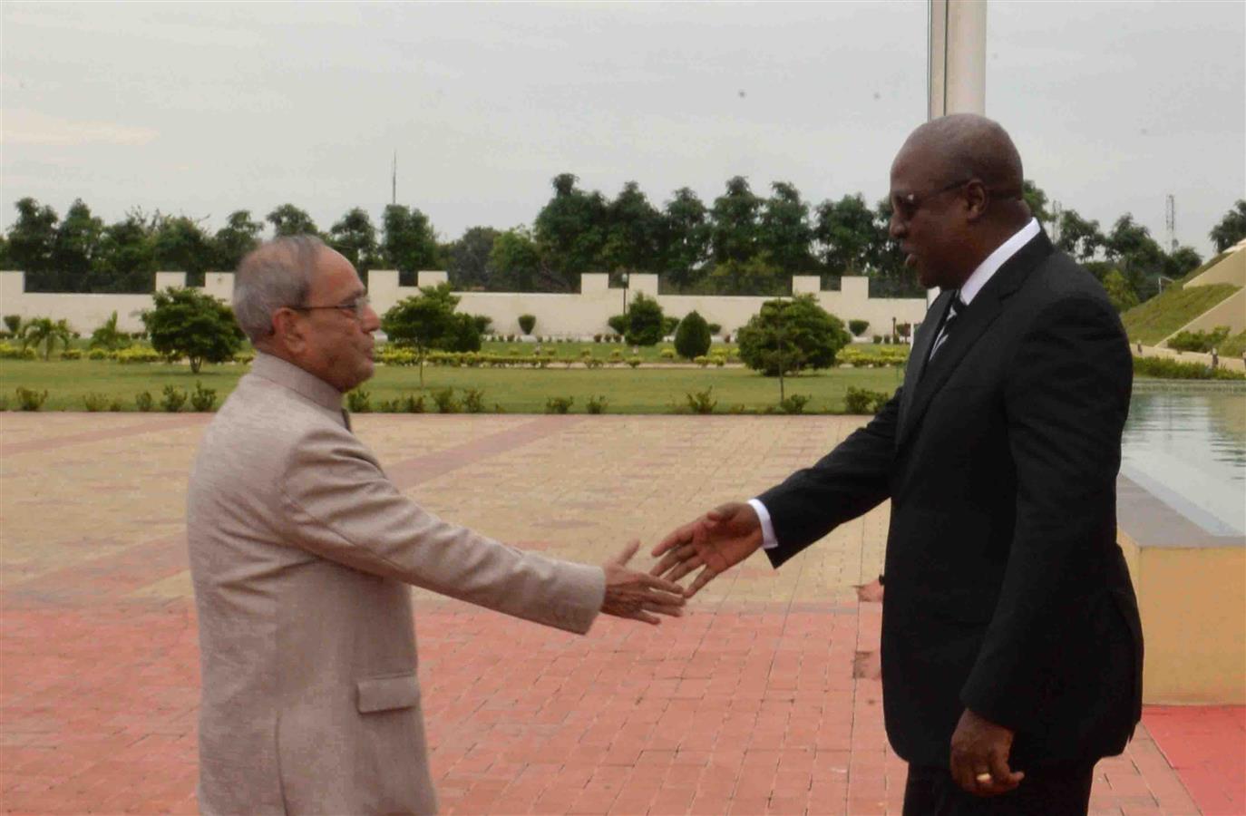 The President of India, Shri Pranab Mukherjee being received by the President of the Republic of Ghana, H.E. Mr John Dramani Mahama on his arrival at Flagstaff House in Ghana (Accra) on June 13, 2016. 