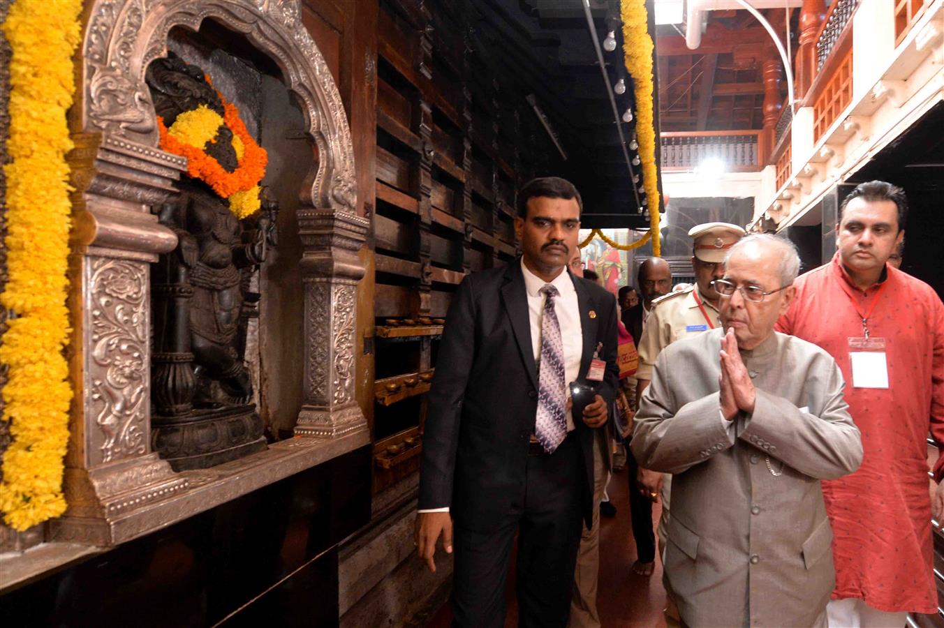 The President of India, Shri Pranab Mukherjee visiting the Sri Krishna Temple at Udupi in Karnataka on June 18, 2017.