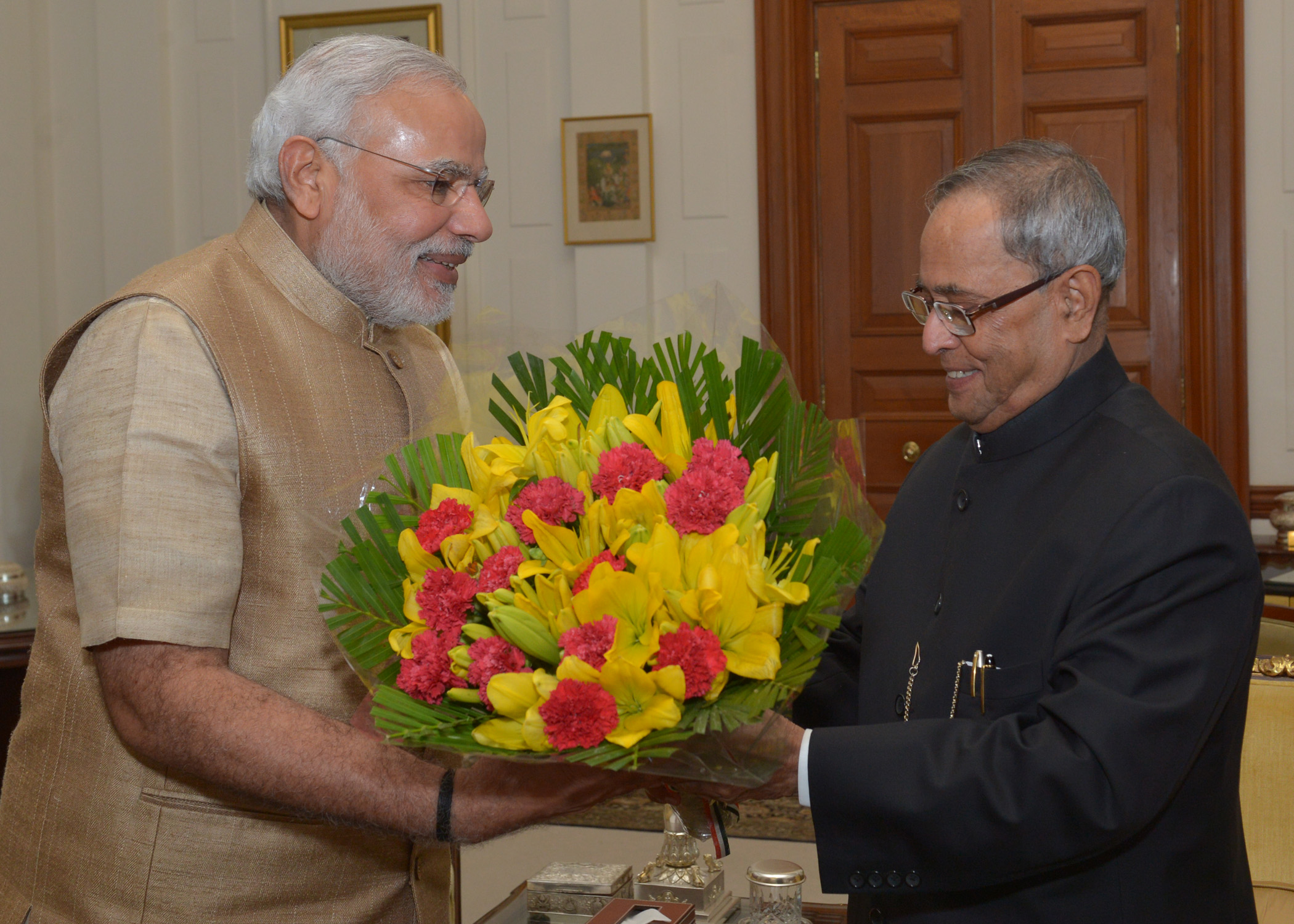 The Prime Minister, Shri Narendra Modi calling on the President of India, Shri Pranab Mukherjee at Rashtrapati Bhavan on September 8, 2014. 