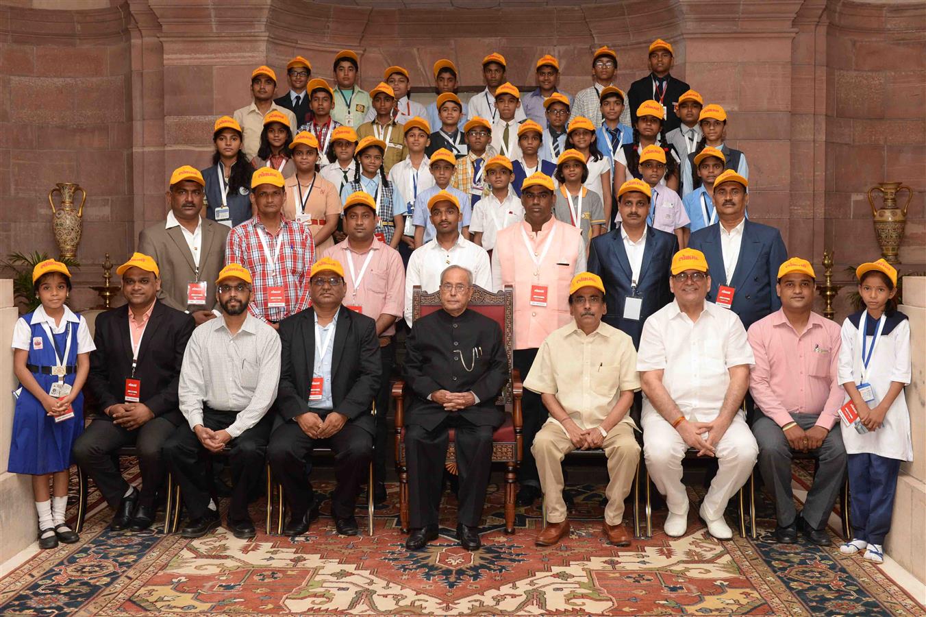 The President of India, Shri Pranab Mukherjee with the Winning Students of the Lokmat Connect's Project 'Sanskarache Moti' from Maharashtra at Rashtrapati Bhavan on June 21, 2017.